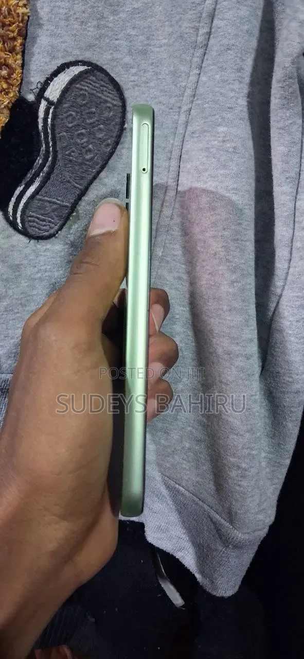 New Samsung Galaxy A24 128 GB Green