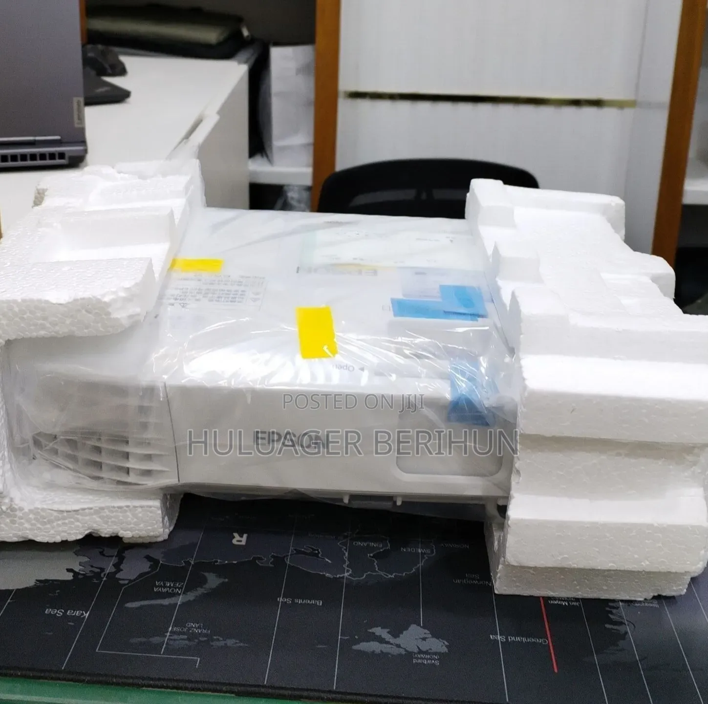 EPSON Projector