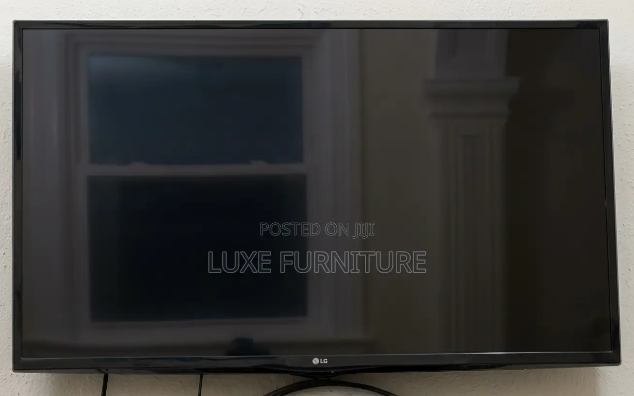 43 Inch LG TV With Smart Device (በአስቸኳይ የሚሸጥ)