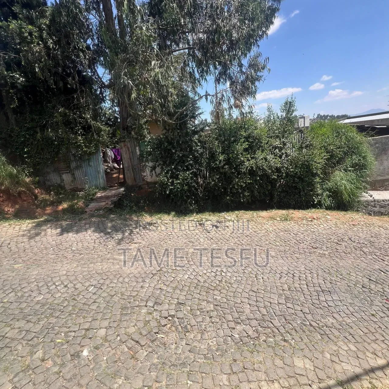 1bdrm House in Kara, Yeka for sale