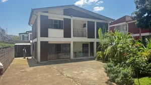 Furnished 6bdrm House in Hayat Zone, Yeka for sale