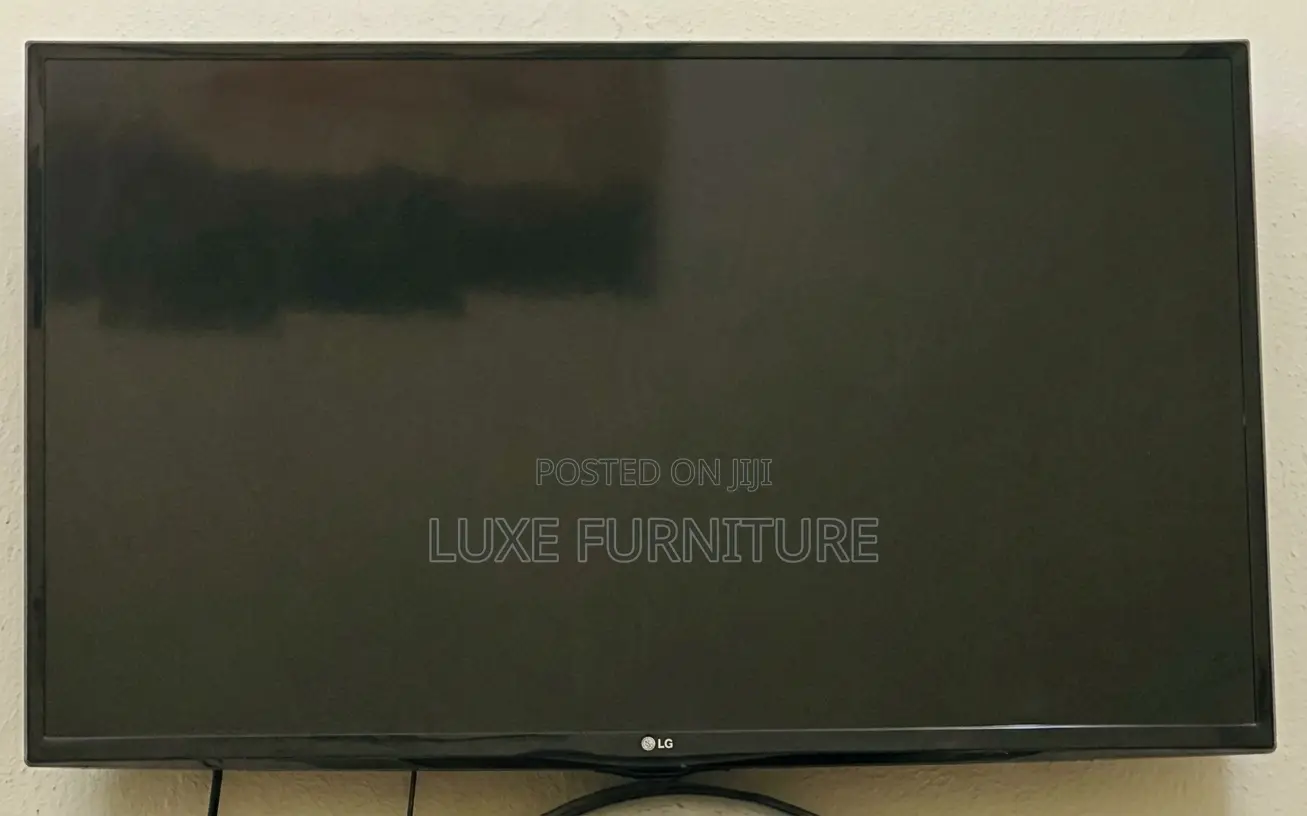43 Inch LG TV With Smart Device (በአስቸኳይ የሚሸጥ)