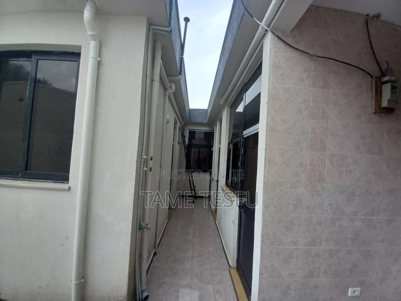 Furnished 4bdrm Villa in ሰሚት, Bole for sale
