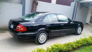 Mercedes-Benz E320 2003 Black