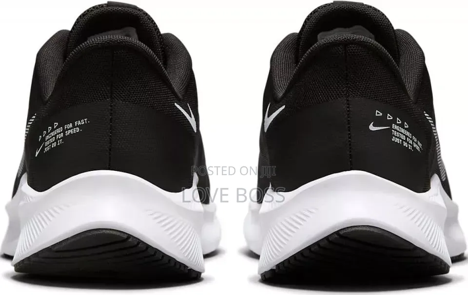 የNike Quest 4 ሩጫ ጫማ