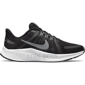 የNike Quest 4 ሩጫ ጫማ