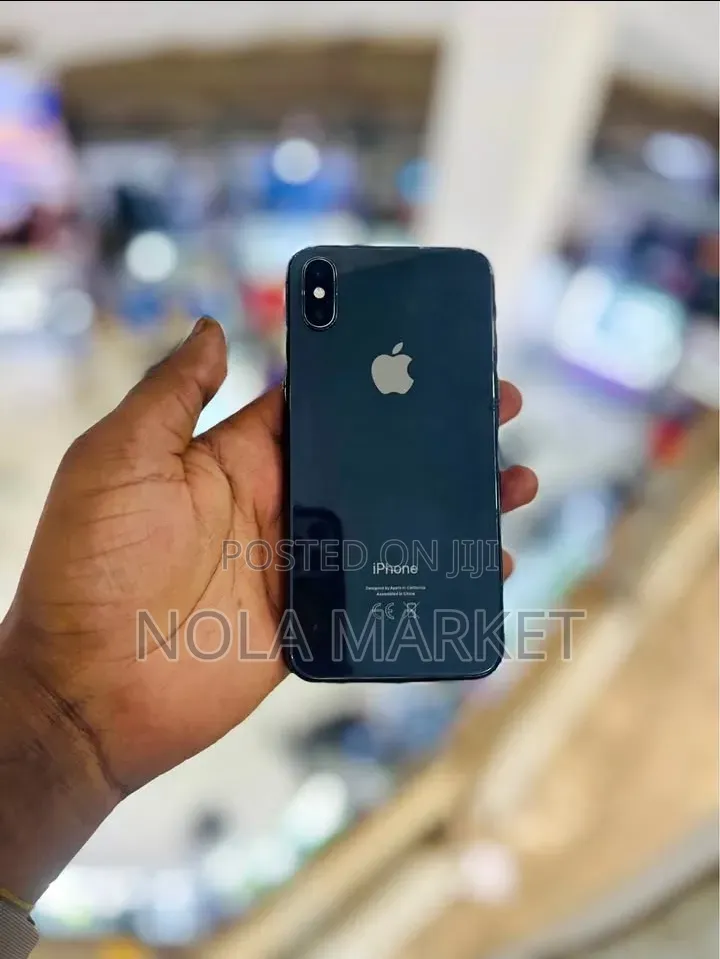 Apple iPhone X 64 GB Black