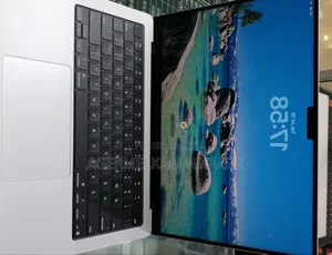 New Laptop Apple MacBook Air 2022 M2 16GB AMD Ryzen 7 SSD 512GB