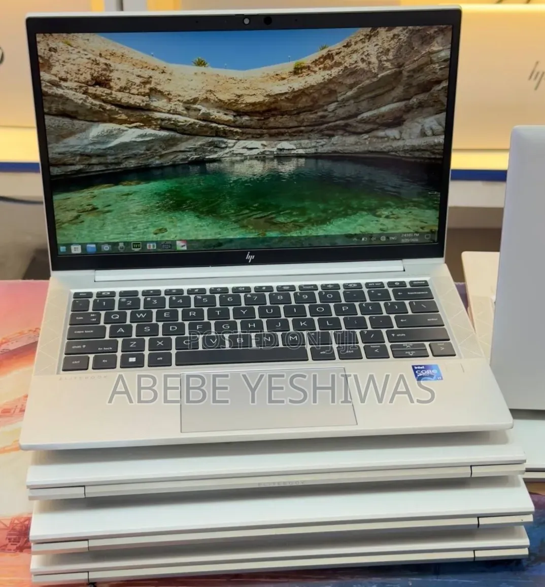 New Laptop HP EliteBook 830 G8 8GB Intel Core i7 SSD 512GB