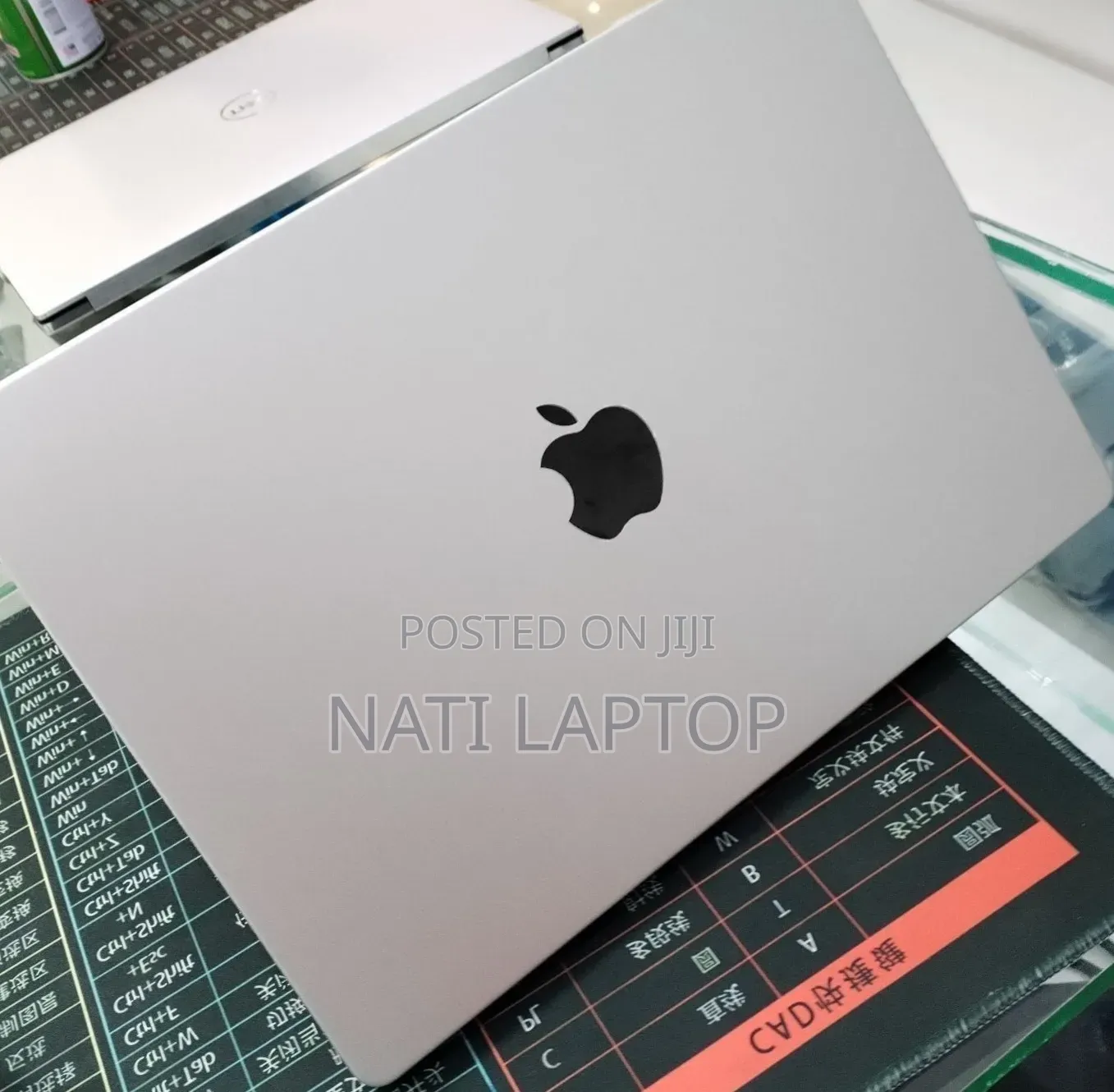 New Laptop Apple MacBook Pro 2025 M5 16GB Apple M5 Pro SSD 512GB