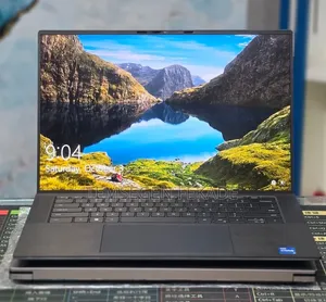 New Laptop Dell Precision 5570 16GB Intel Core i7 SSD 512GB