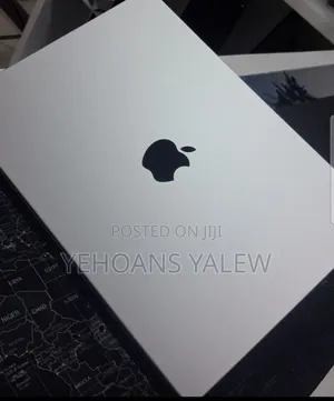 New Laptop Apple MacBook Pro 2024 M4 16GB Apple M4 SSD 512GB