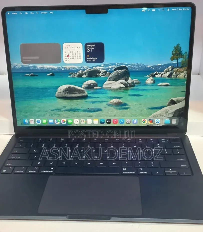 New Laptop Apple MacBook Air 2022 M2 8GB Apple M2 SSD 256GB