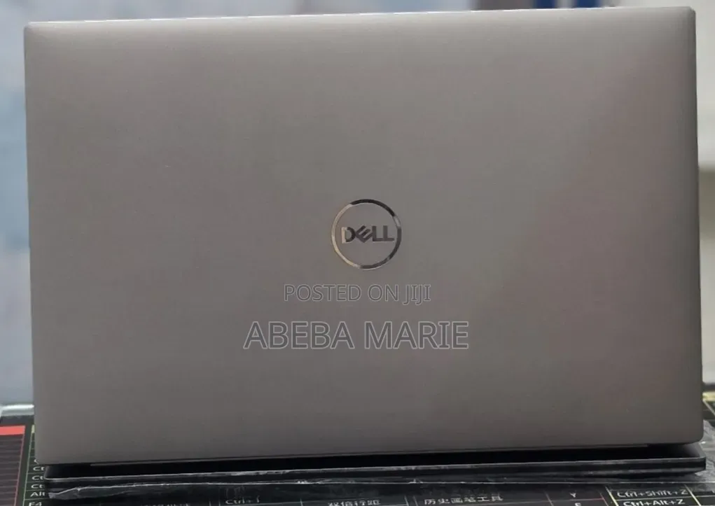 New Laptop Dell Inspiron 15 5570 16GB Intel Core i7 SSD 512GB