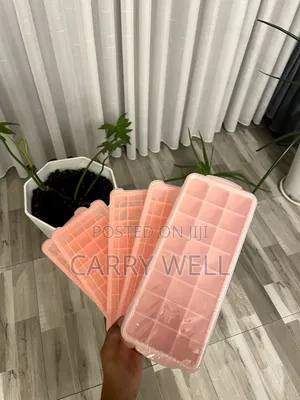 Silicon Ice Cube Maker
