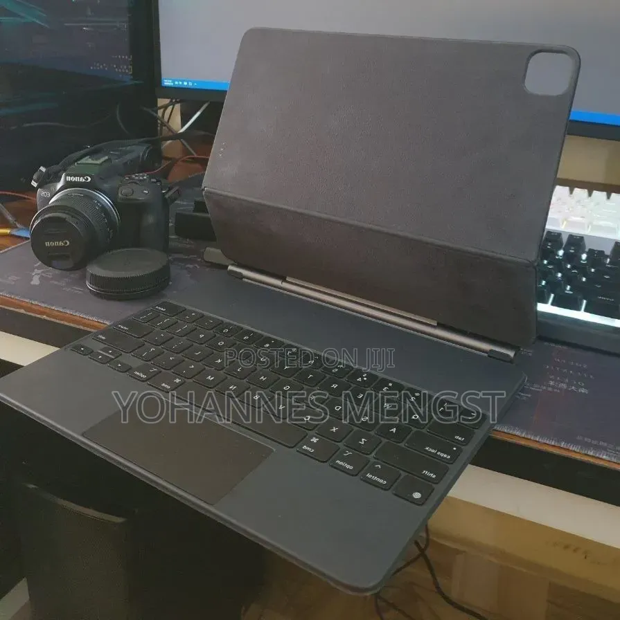 New Laptop Apple MacBook 2017 8GB Apple M2 SSD 512GB