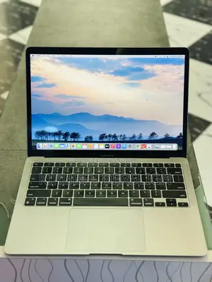 New Laptop Apple MacBook Air 2020 M1 8GB Apple M1 SSD 256GB