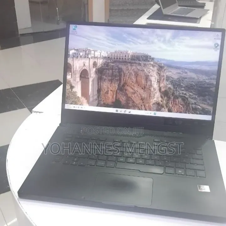 New Laptop Asus ROG Zephyrus G15 16GB AMD Ryzen 7 SSD 512GB