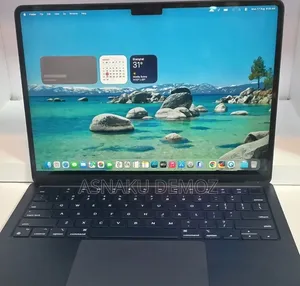 New Laptop Apple MacBook Air 2022 M2 8GB Apple M2 SSD 256GB