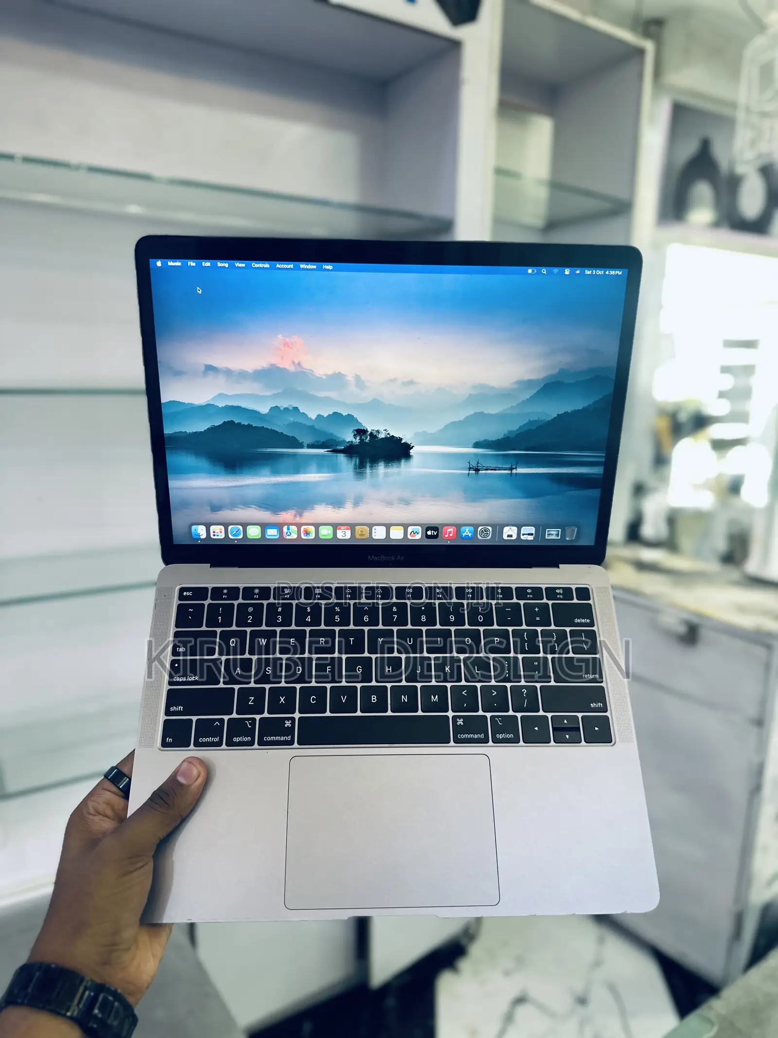 Laptop Apple MacBook Air 2019 8GB Intel Core i5 SSD 256GB
