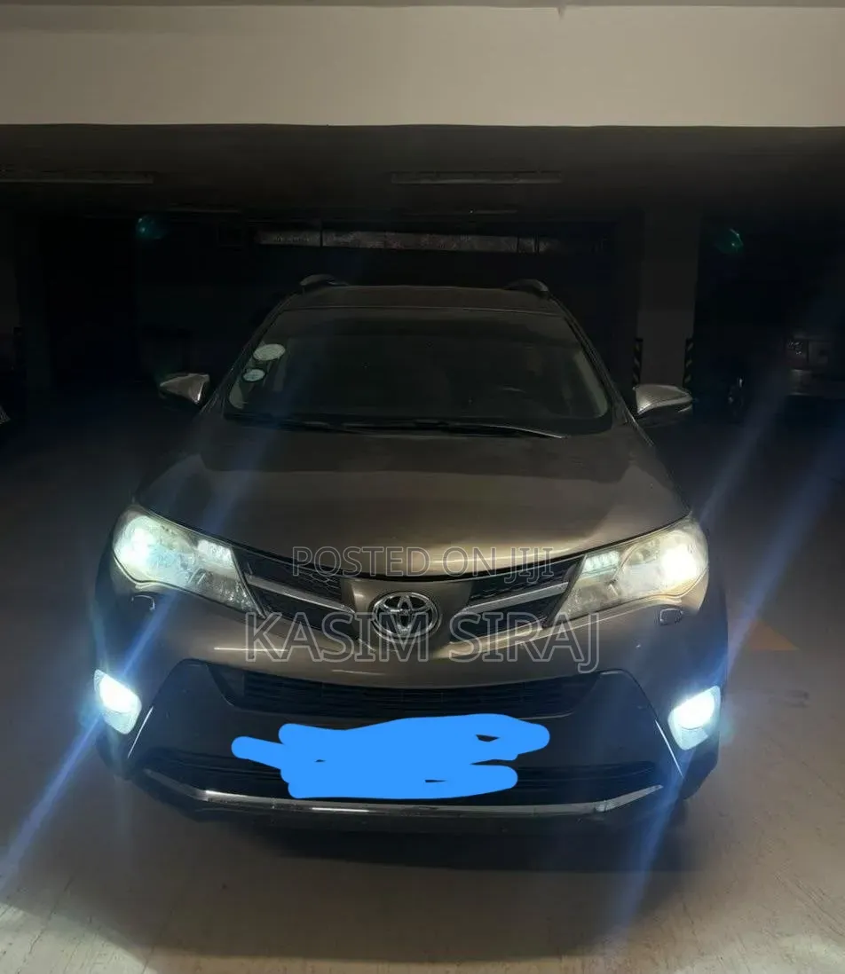 Toyota RAV4 LE AWD (2.5L 4cyl 6A) 2013 Blue