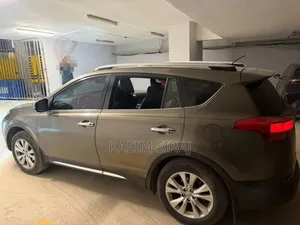 Toyota RAV4 LE AWD (2.5L 4cyl 6A) 2013 Blue