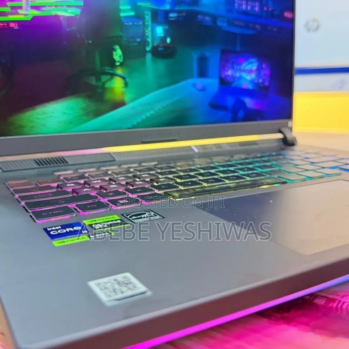 New Laptop Asus ROG Strix G15 16GB Intel Core i9 SSD 1T