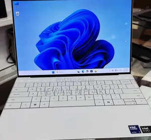 New Laptop Dell XPS 13 16GB Intel Core Ultra 7 SSD 512GB