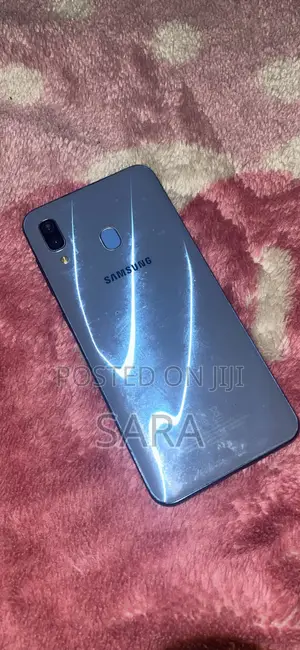 Samsung Galaxy A30 64 GB Blue