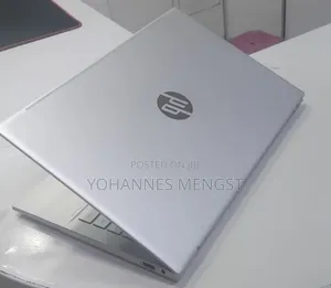 New Laptop HP Pavilion 10 16GB Intel Core i5 SSD 512GB