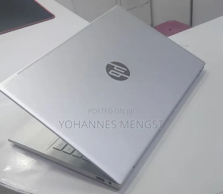 New Laptop HP Pavilion 10 16GB Intel Core i5 SSD 512GB