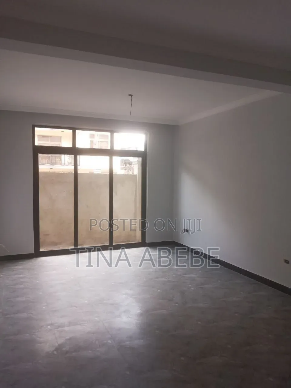5bdrm House in Akaky Kaliti for sale