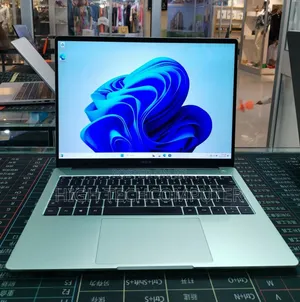 New Laptop 16GB Intel Core i5 SSD 512GB