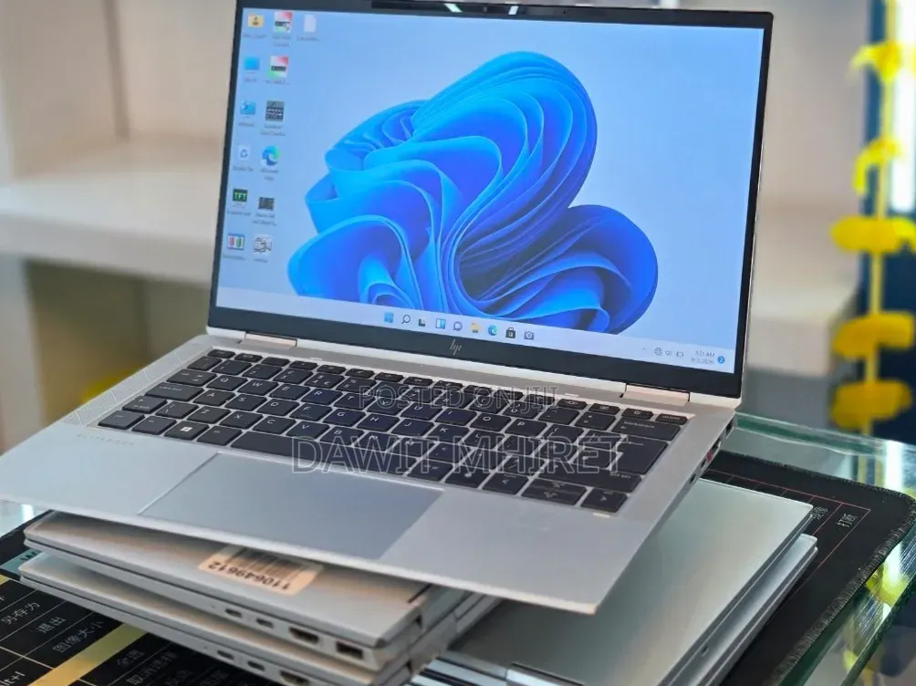 New Laptop HP EliteBook 1030 16GB Intel Core i7 SSD 512GB