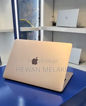 New Laptop Apple MacBook Air 2020 M1 8GB Apple M1 SSD 256GB