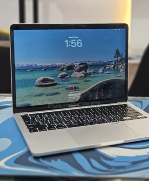 New Laptop Apple MacBook Pro 2022 M2 8GB Apple M2 SSD 256GB
