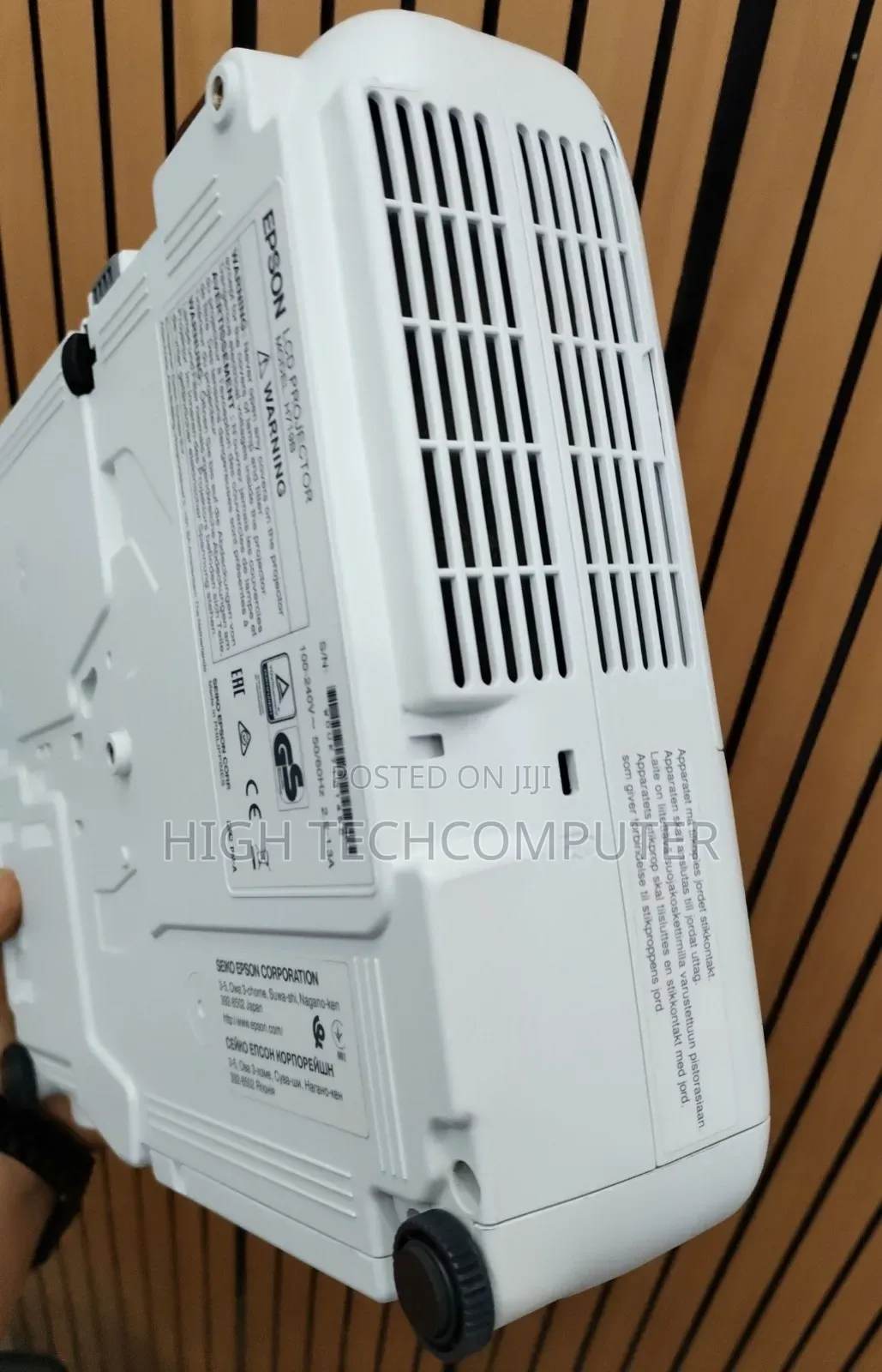 EPSON Projector
Model Name: EB-S31
Has : Bag & Remote 
Hardw