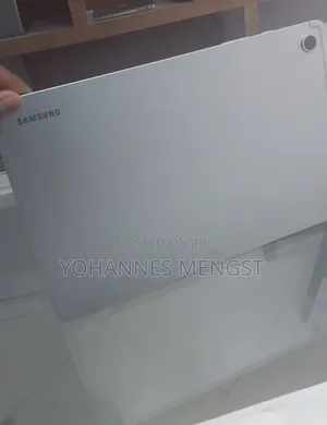 New Laptop Samsung Galaxy Book4 6GB Intel Core i5 SSD 128GB