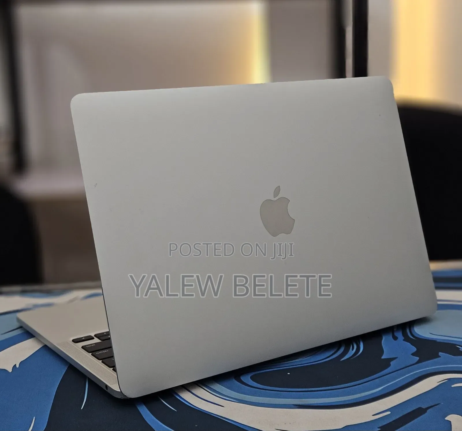 New Laptop Apple MacBook Pro 2022 M2 8GB Apple M2 SSD 256GB
