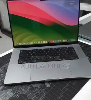 New Laptop Apple MacBook Pro 2024 M4 16GB Apple M4 SSD 512GB