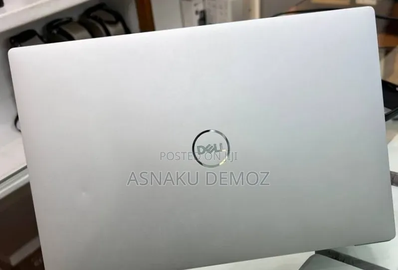 New Laptop Dell XPS 13 9340 16GB Intel Core Ultra 7 SSD 512GB