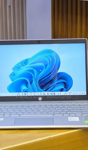 New Laptop HP Pavilion 14 8GB Intel Core i5 SSD 512GB