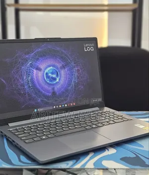 New Laptop Lenovo LOQ 15IRH8 16GB Intel Core i5 SSD 512GB
