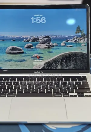 New Laptop Apple MacBook Pro 2022 M2 8GB Apple M2 SSD 256GB