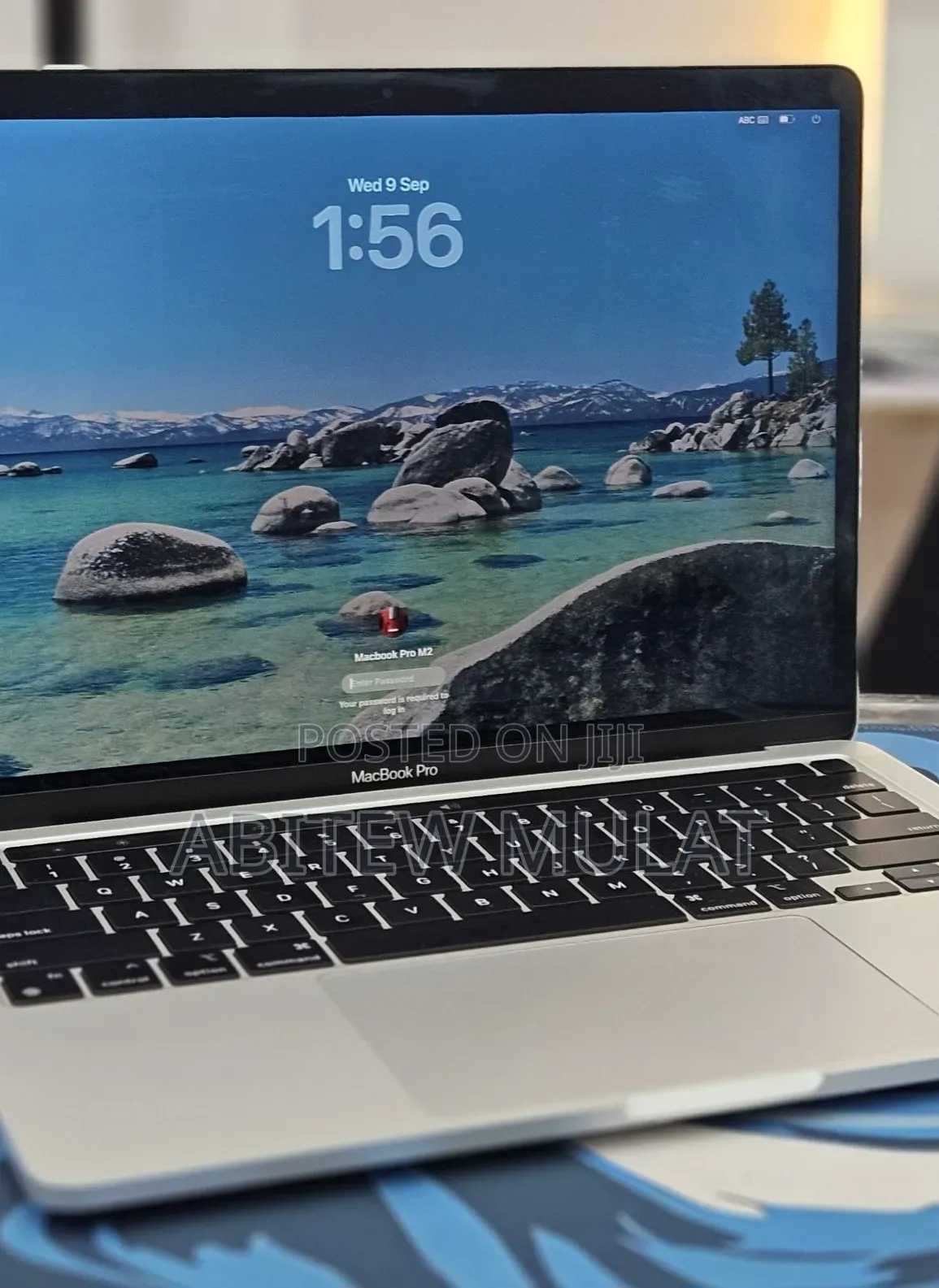 New Laptop Apple MacBook Pro 2022 M2 8GB Apple M2 SSD 256GB