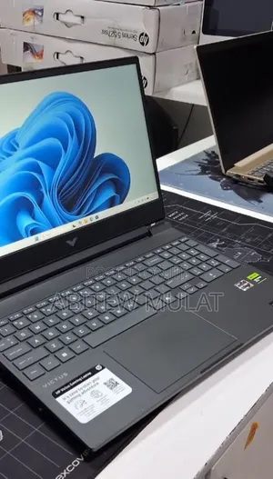 New Laptop HP Victus 15 16GB AMD Ryzen 7 SSD 512GB