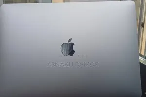 New Laptop Apple MacBook Air 8GB Apple M1 SSD 256GB