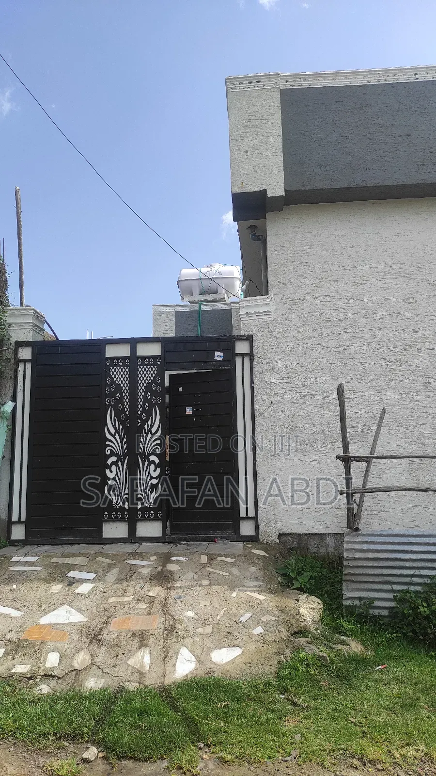 Furnished 4bdrm House in L-Shape House, Akaky Kaliti for sale