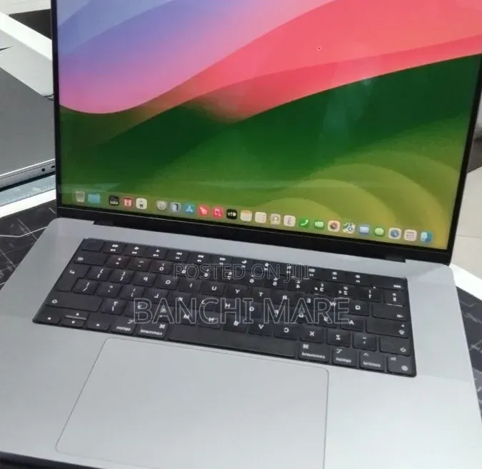 New Laptop Apple MacBook Pro 2021 M1 Max 32GB Apple M1 Max SSD 1T