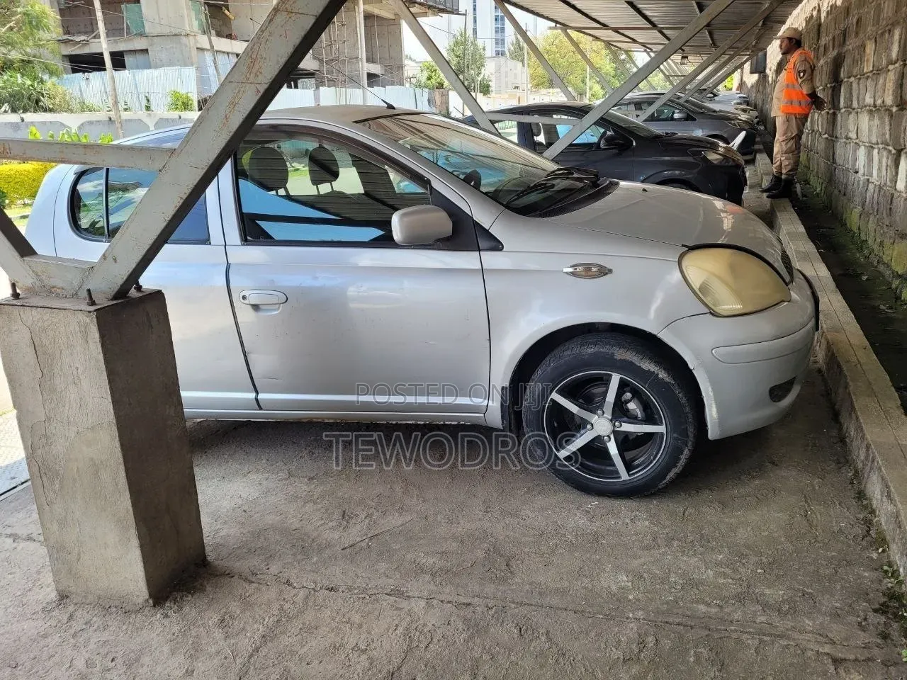 Vitz for Rent